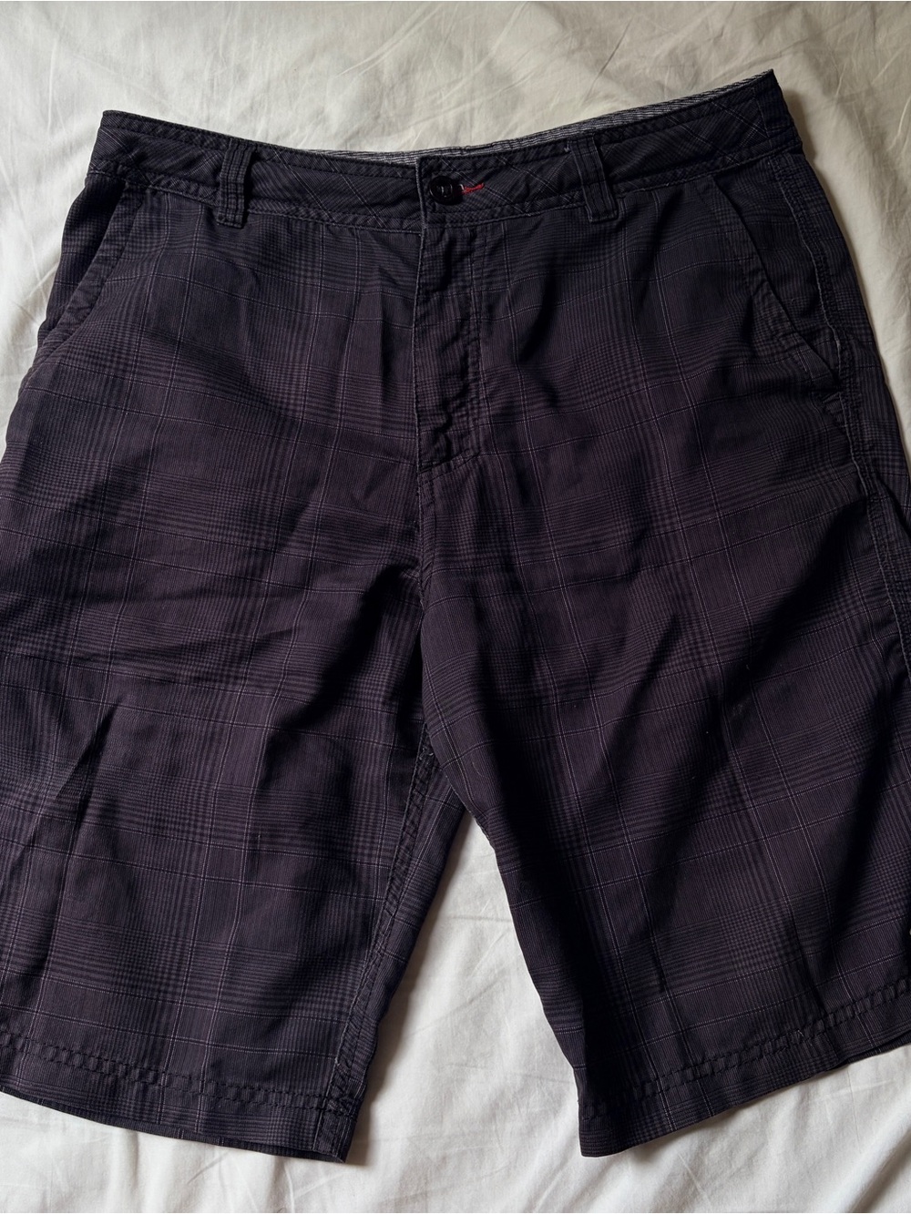 Men's O’Neil Dark Plaid Casual Shorts -Dark Purple